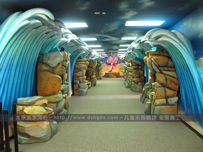 幼儿园走廊装饰.jpg 幼儿园走廊装饰